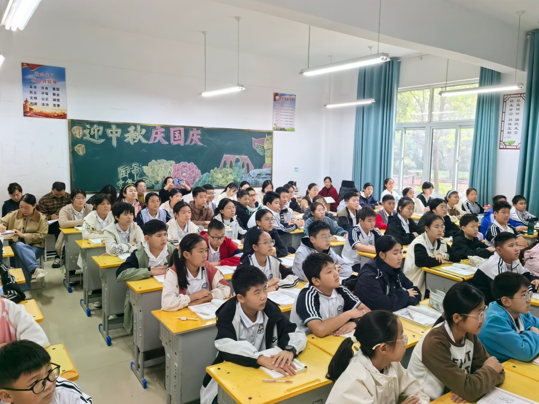 b1a2de9551265874cd34ab180326b243.jpg
