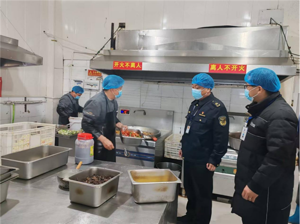 1764640560864595.png 多方联动织密“食安网”魏都区44家幼儿园食堂接受“全链条”体检612.png