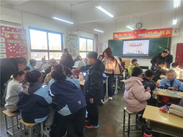 非遗进校园河洛牌韵润童心——中华扑克